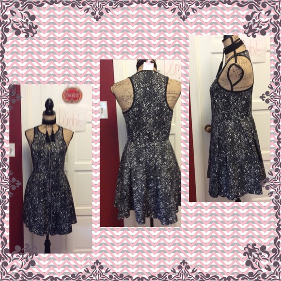 Romeo & Juliet Couture Dresses & Skirts - 🆑💜 Romeo & Juliet Couture Fit & Flare Dress💜🆑